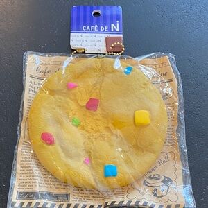 NIC Cafe De N rainbow chocolate chip cookie squishy toy